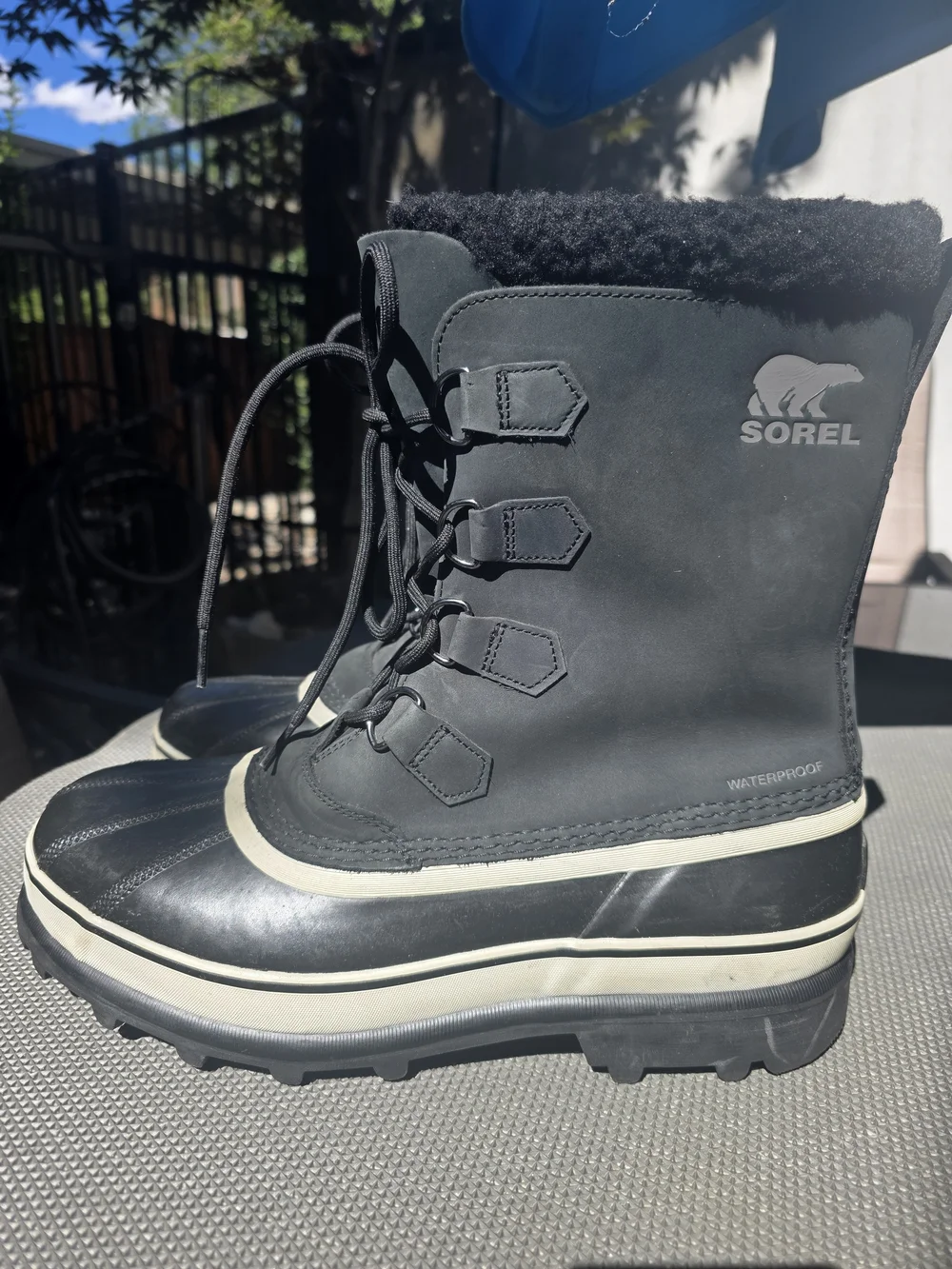 Sorel Black and Cream Lace-Up Men's Snow Boots